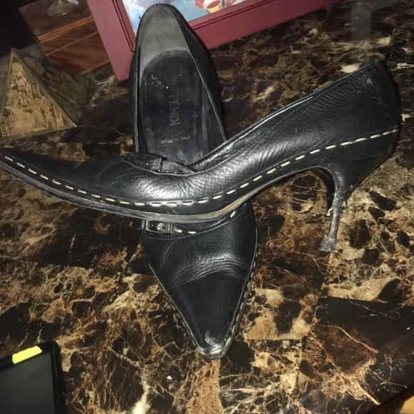 Authentic fends heel - Picture 3 of 7